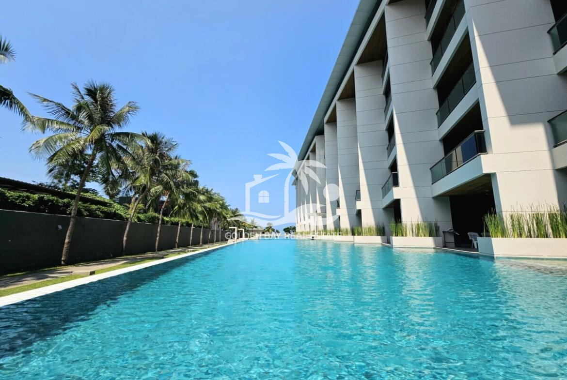 Ananya Beachfront Condominium – Wongamat