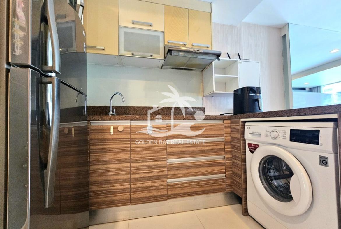 Apus – Pattaya City