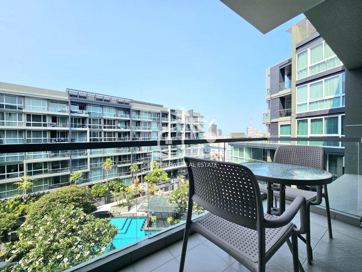 Apus – Pattaya City