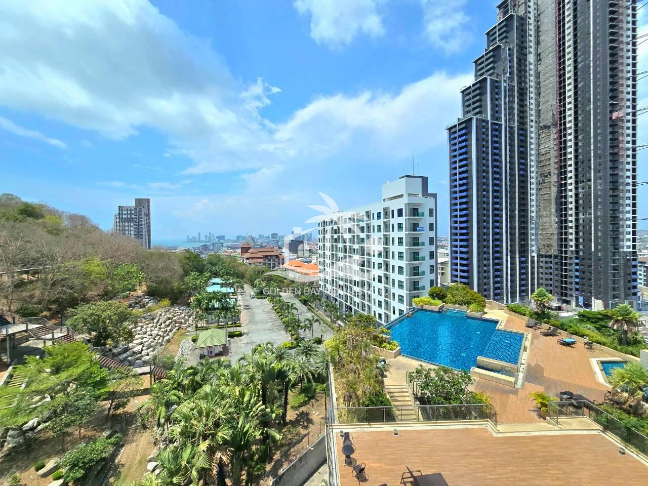 The Axis Condominium – Pratumnak Hill