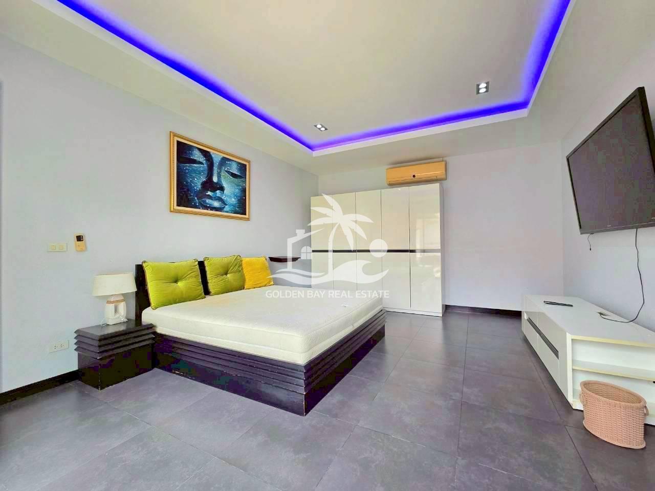1 (10) Freeway Villas – East Pattaya