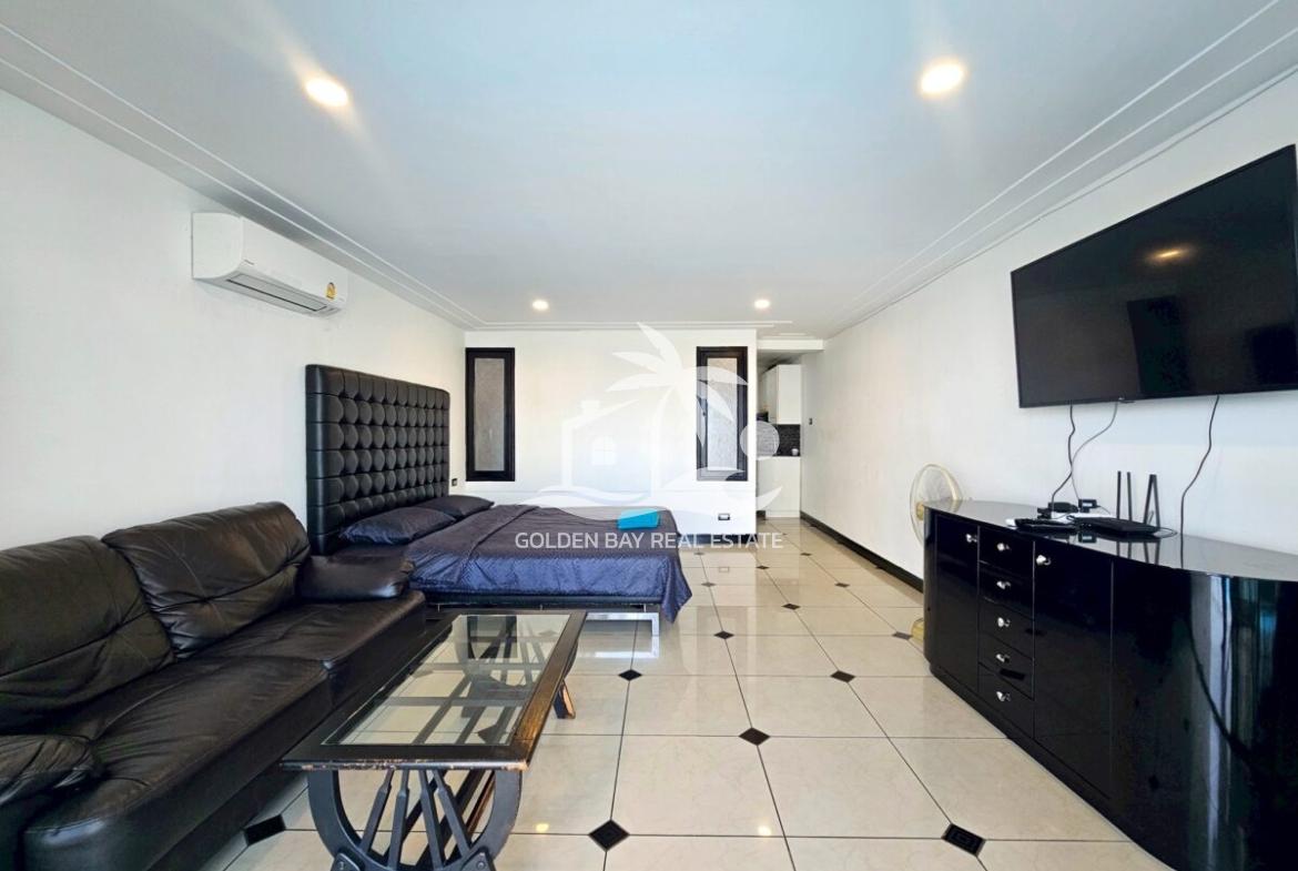 Sombat Pattaya Condotel – Pratumnak Hill