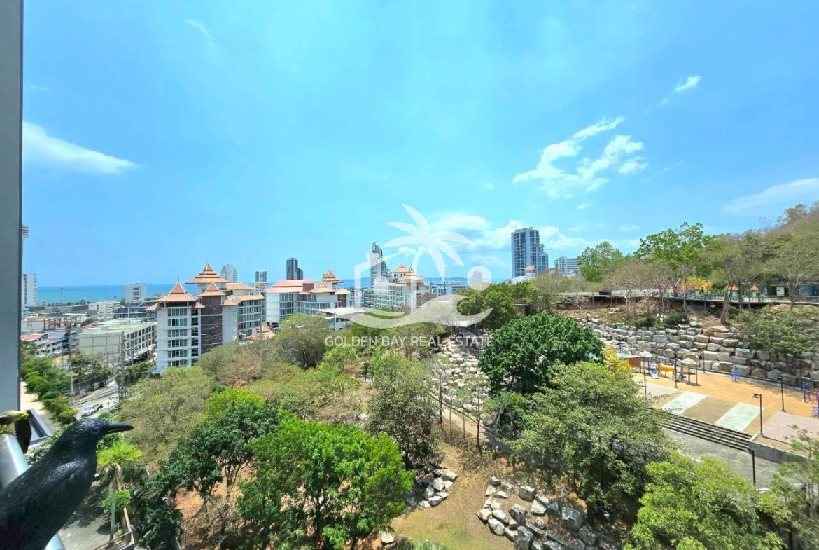 The Axis Condominium – Pratumnak Hill