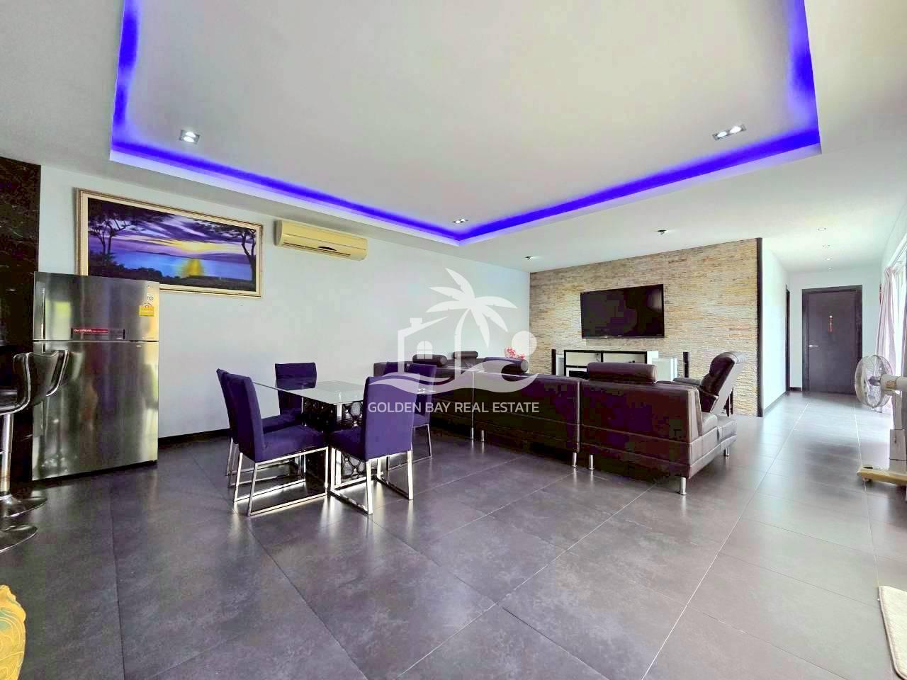 1 (2) Freeway Villas – East Pattaya
