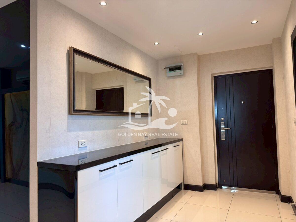 Siam Royal Ocean View – Pratumnak Hill