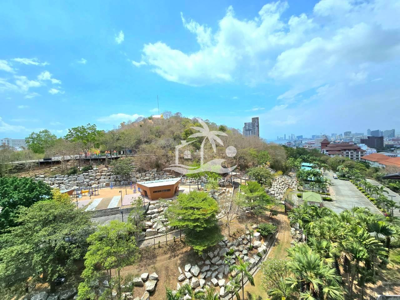 The Axis Condominium – Pratumnak Hill