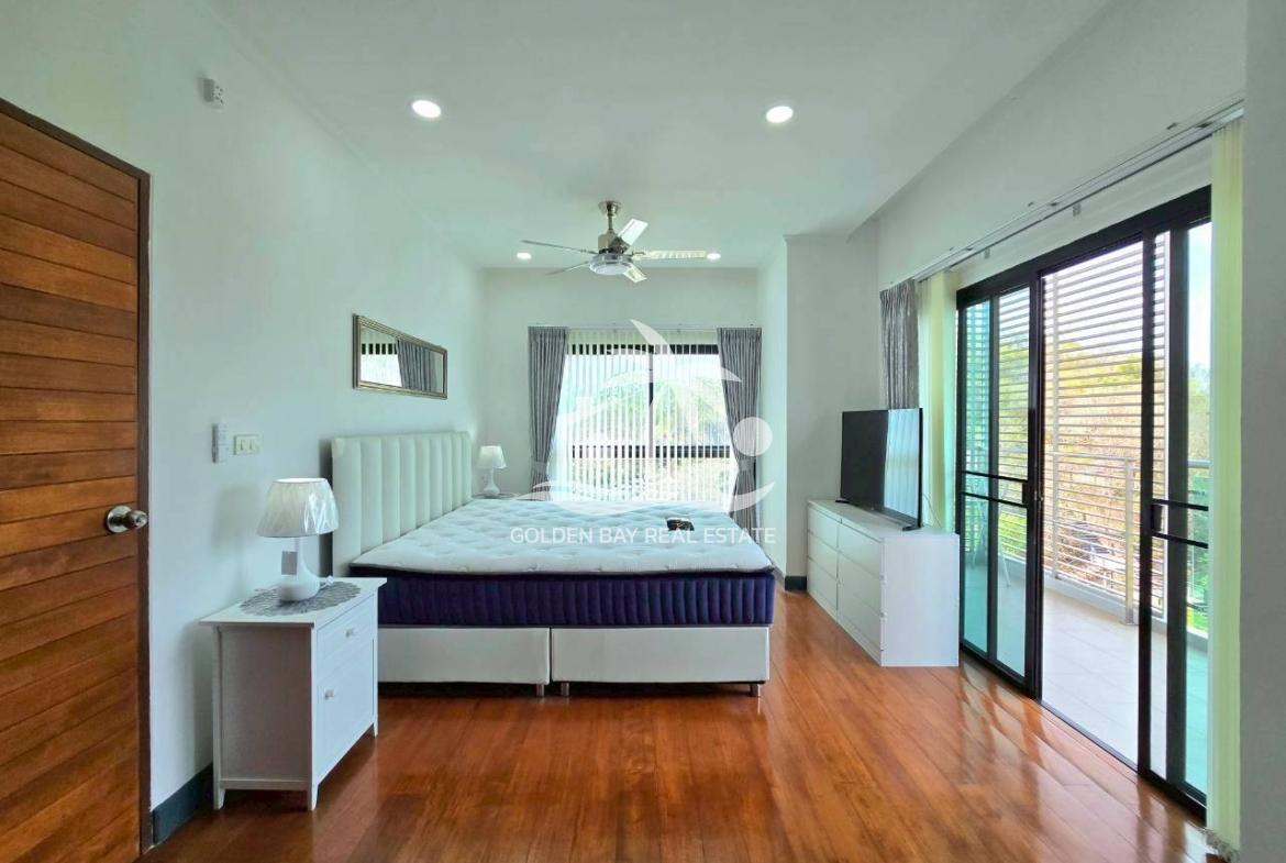 The Axis Condominium – Pratumnak Hill