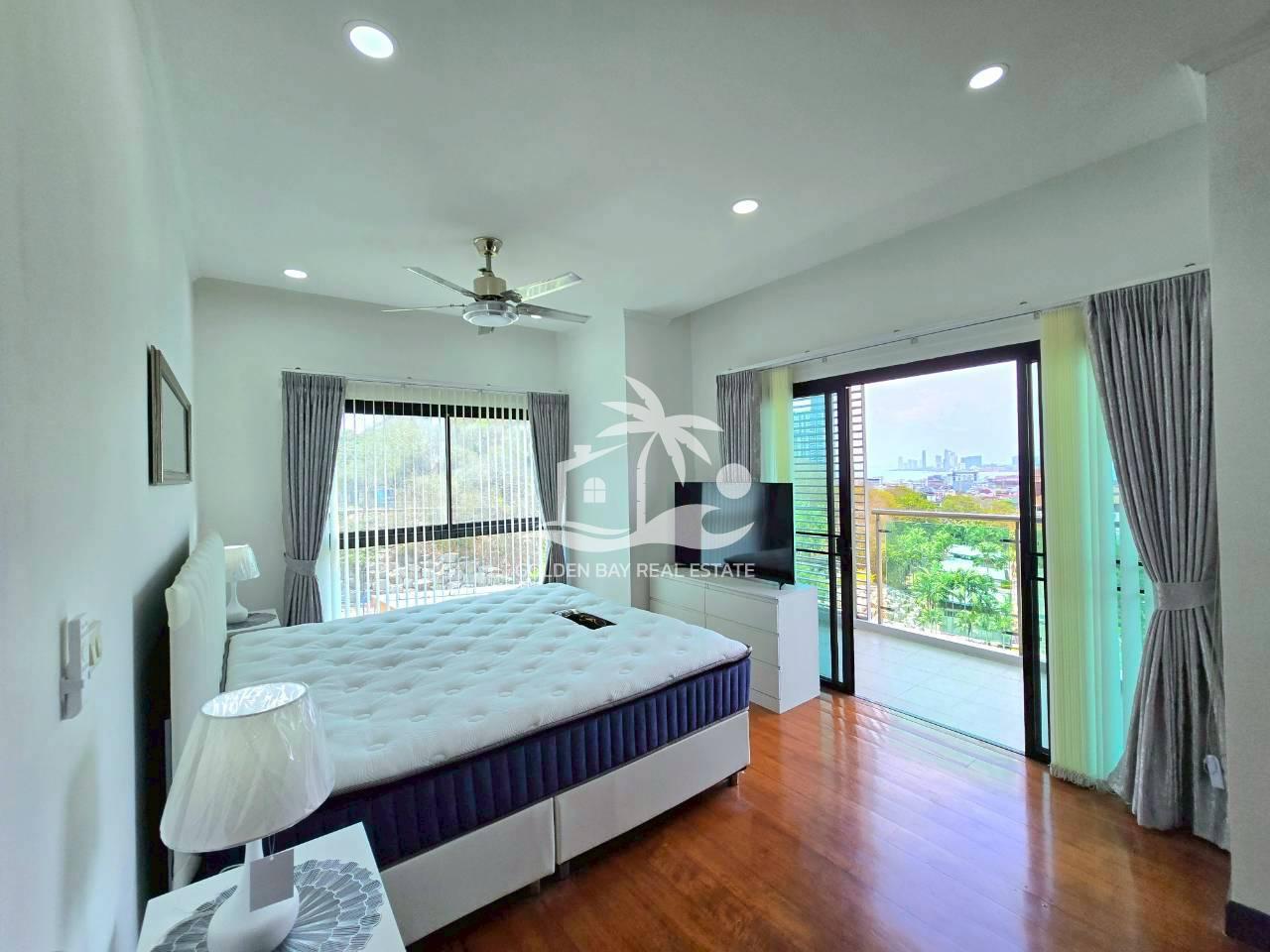 The Axis Condominium – Pratumnak Hill