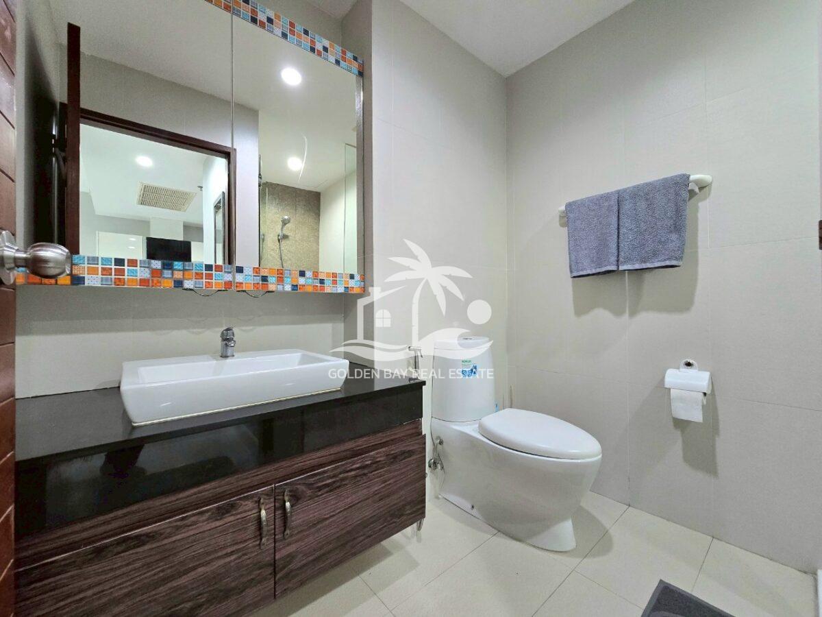 The Axis Condominium – Pratumnak Hill