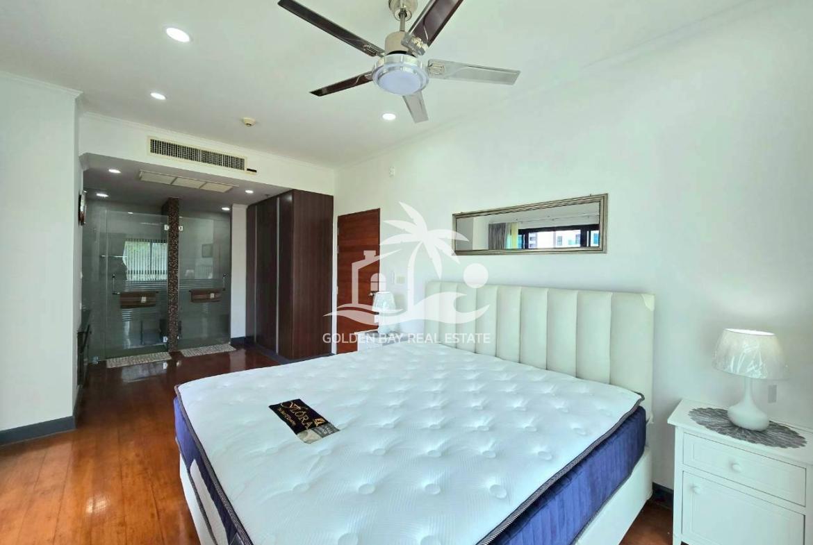 The Axis Condominium – Pratumnak Hill