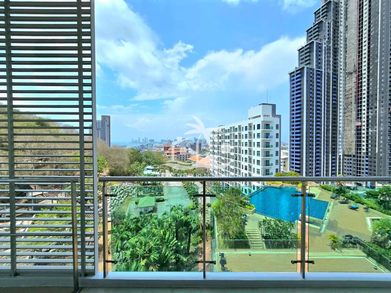 The Axis Condominium – Pratumnak Hill