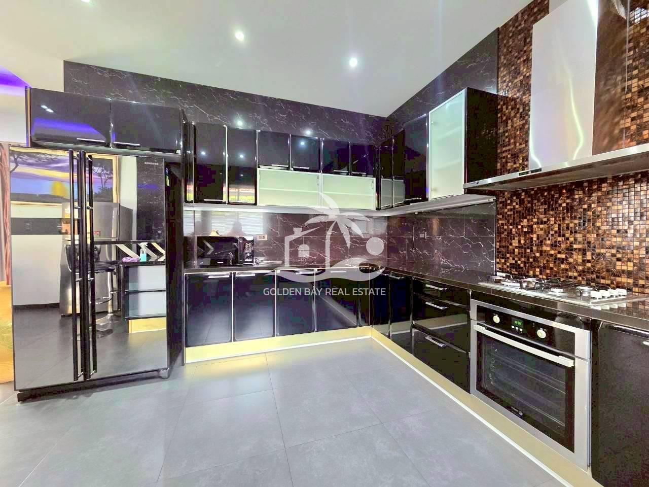 1 (7) Freeway Villas – East Pattaya