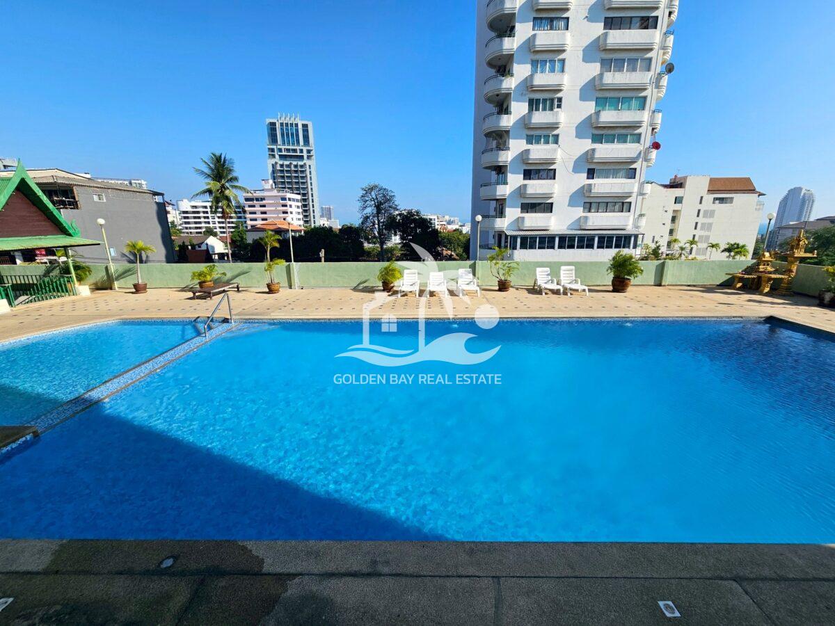 1 (8) Sombat Pattaya Condotel – Pratumnak Hill