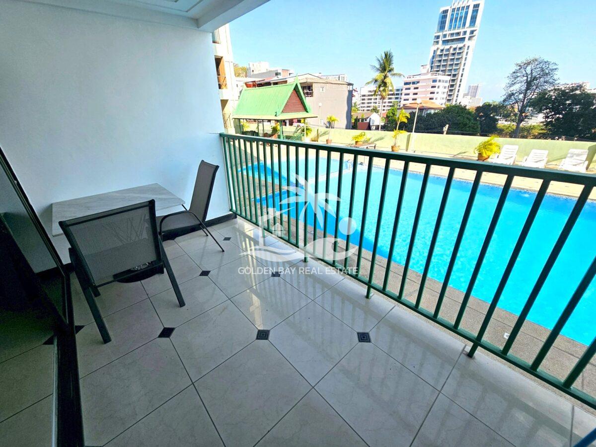 1 (9) Sombat Pattaya Condotel – Pratumnak Hill