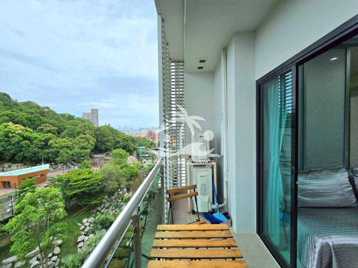 The Axis Condominium – Pratumnak Hill