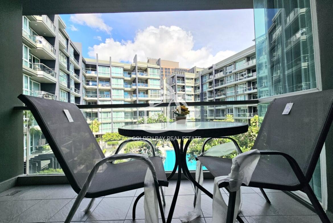 Apus – Pattaya City