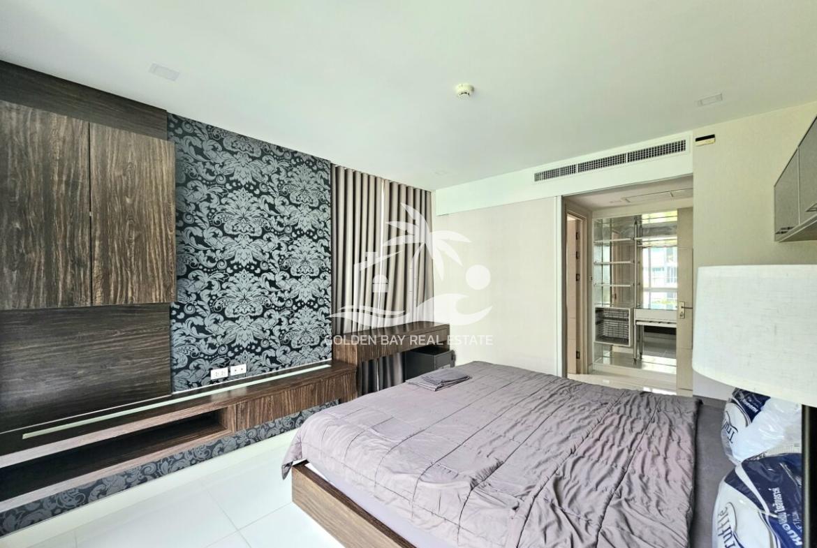 Apus – Pattaya City