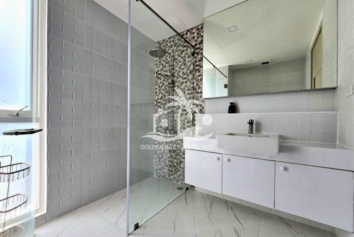 Apus – Pattaya City
