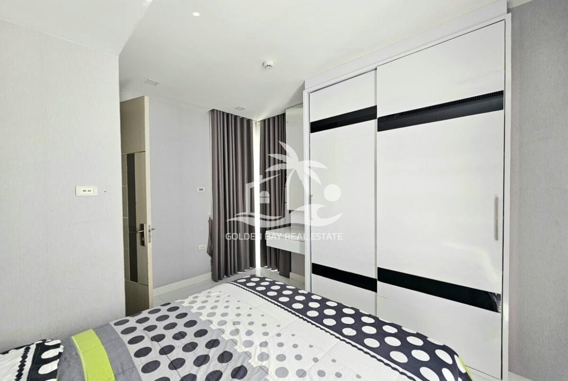 Apus – Pattaya City