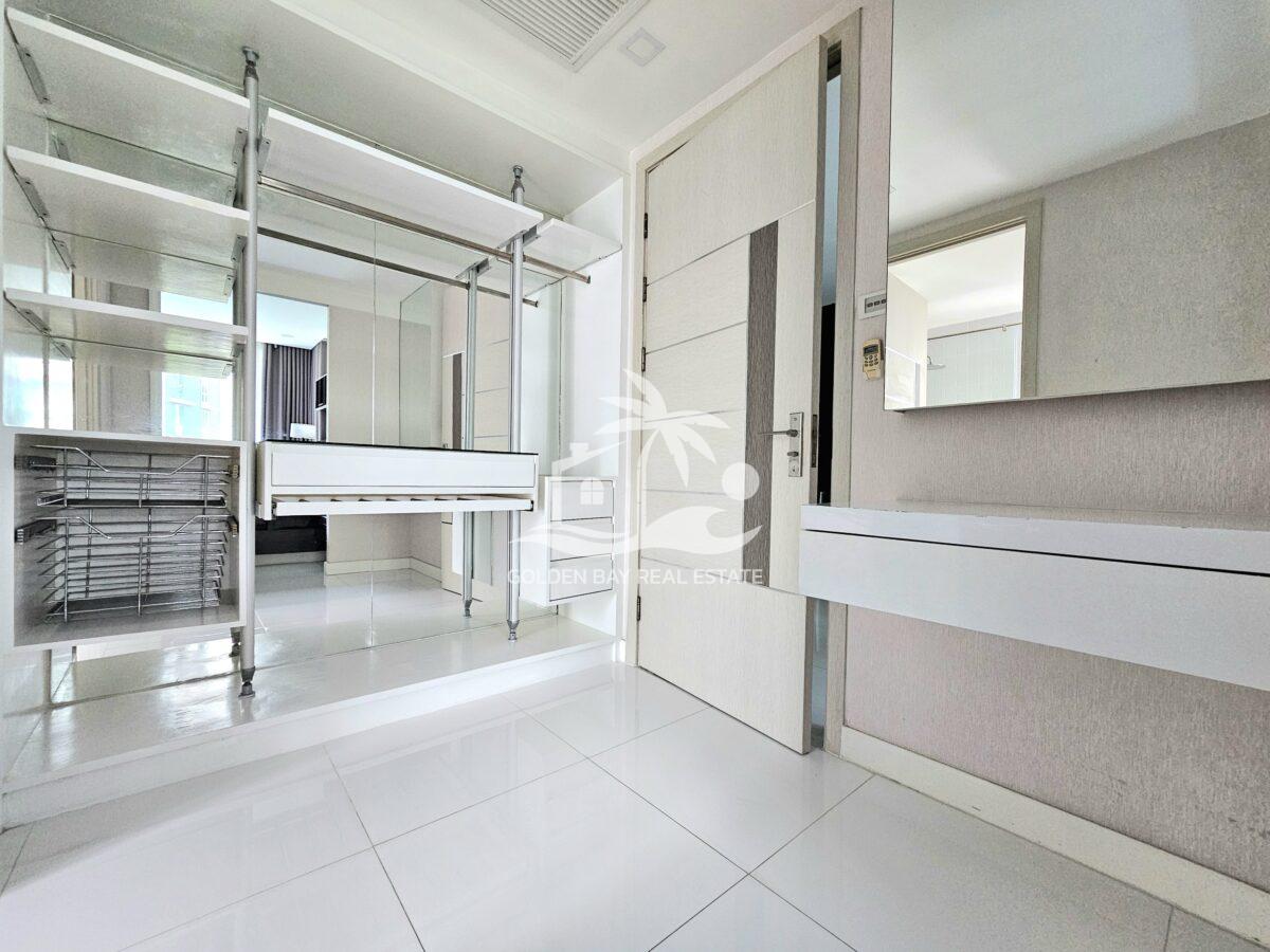 Apus – Pattaya City