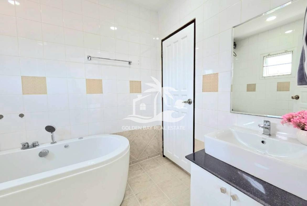 Cherry Blossom Residence 30 – East Pattaya