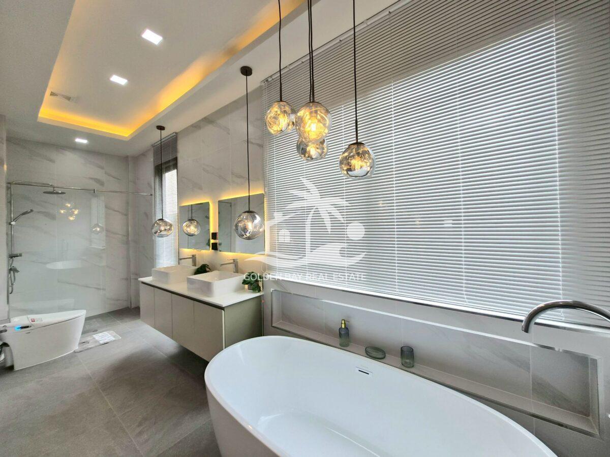 LINE_ALBUM_876_260505_6 The Private House 87 – East Pattaya
