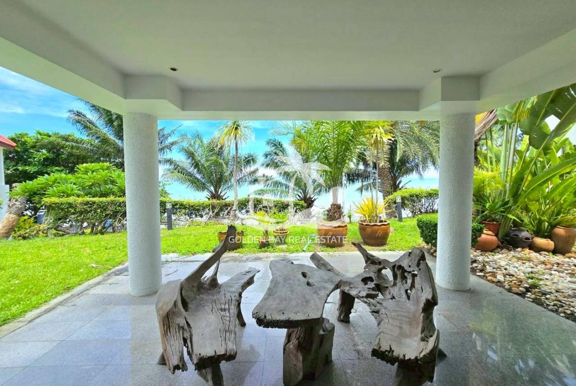 Baan Rimpha – Wongamat