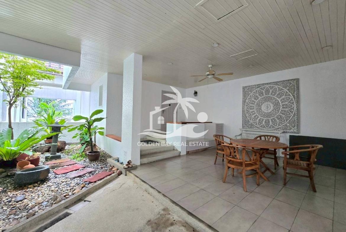 Baan Rimpha – Wongamat