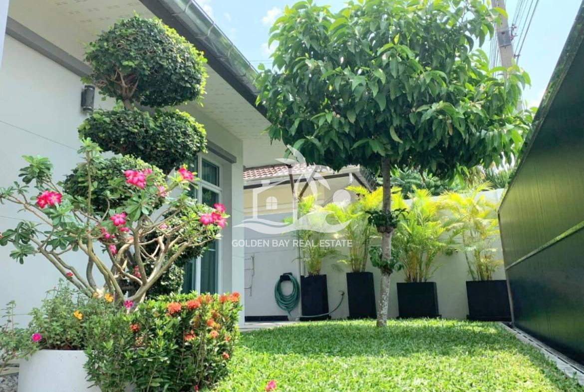 Panalee Banna – Huay Yai
