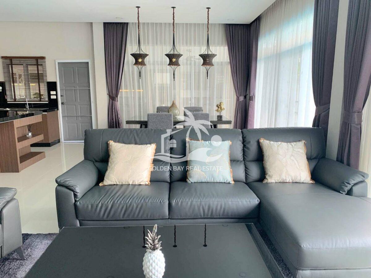 Panalee Banna – Huay Yai