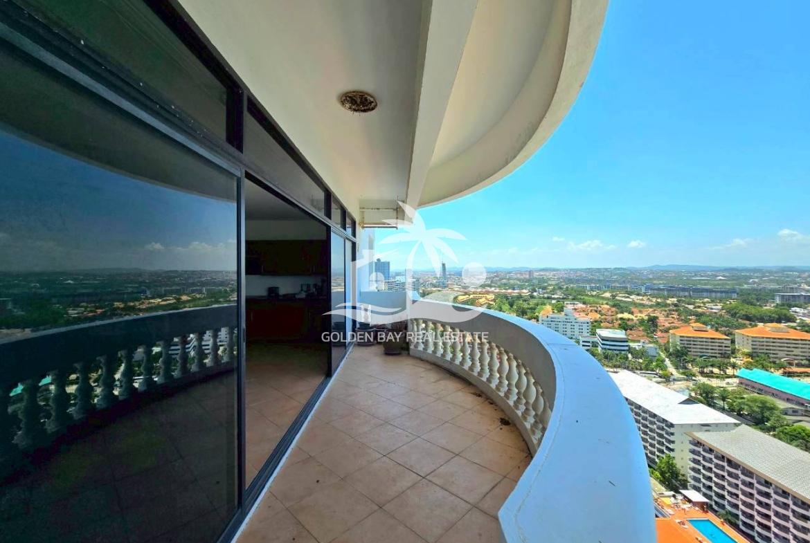 Jomtien Complex – Jomtien