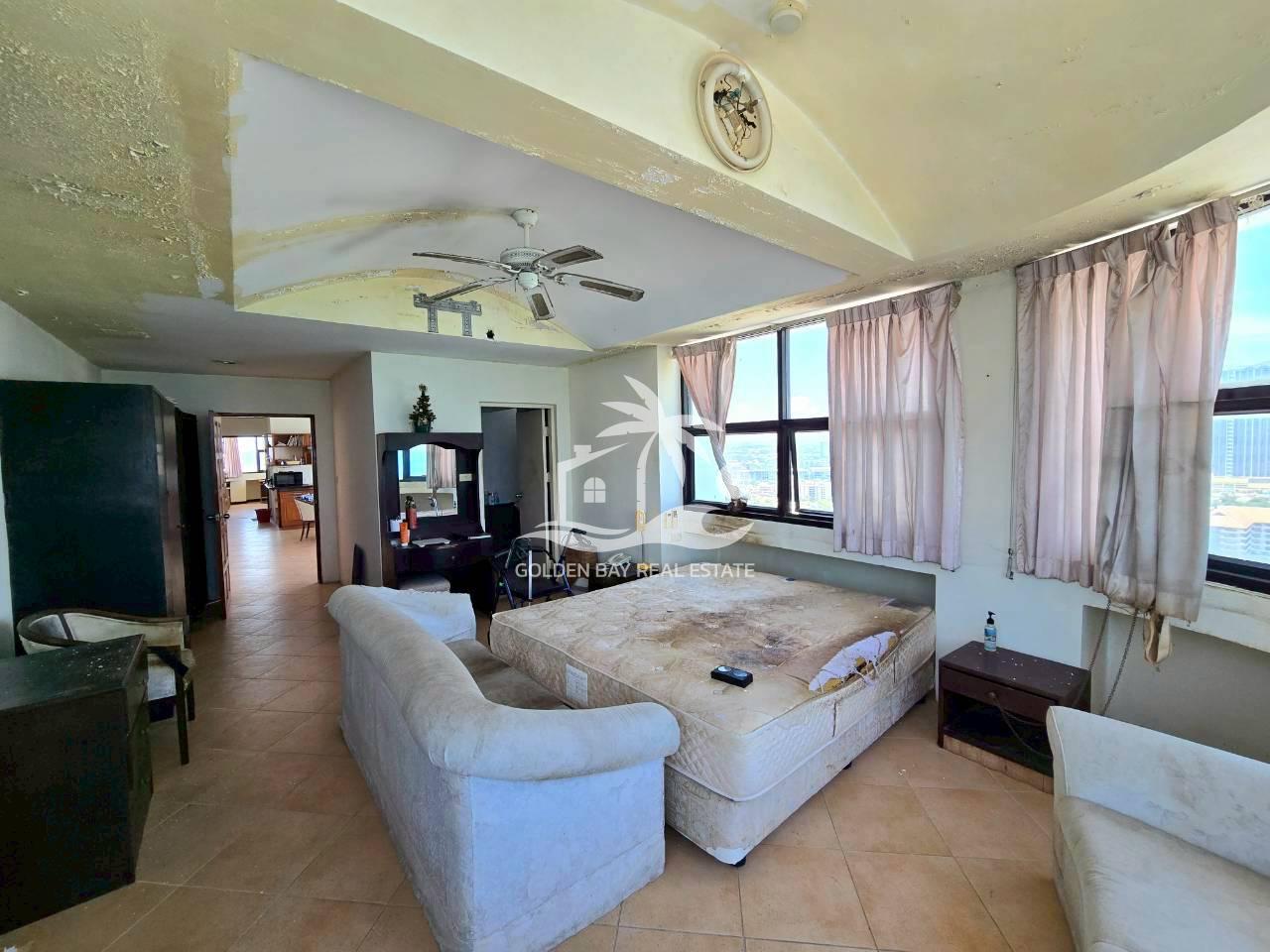Jomtien Complex – Jomtien