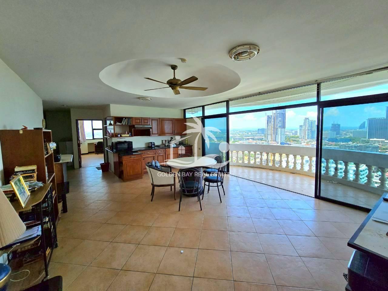 Jomtien Complex – Jomtien