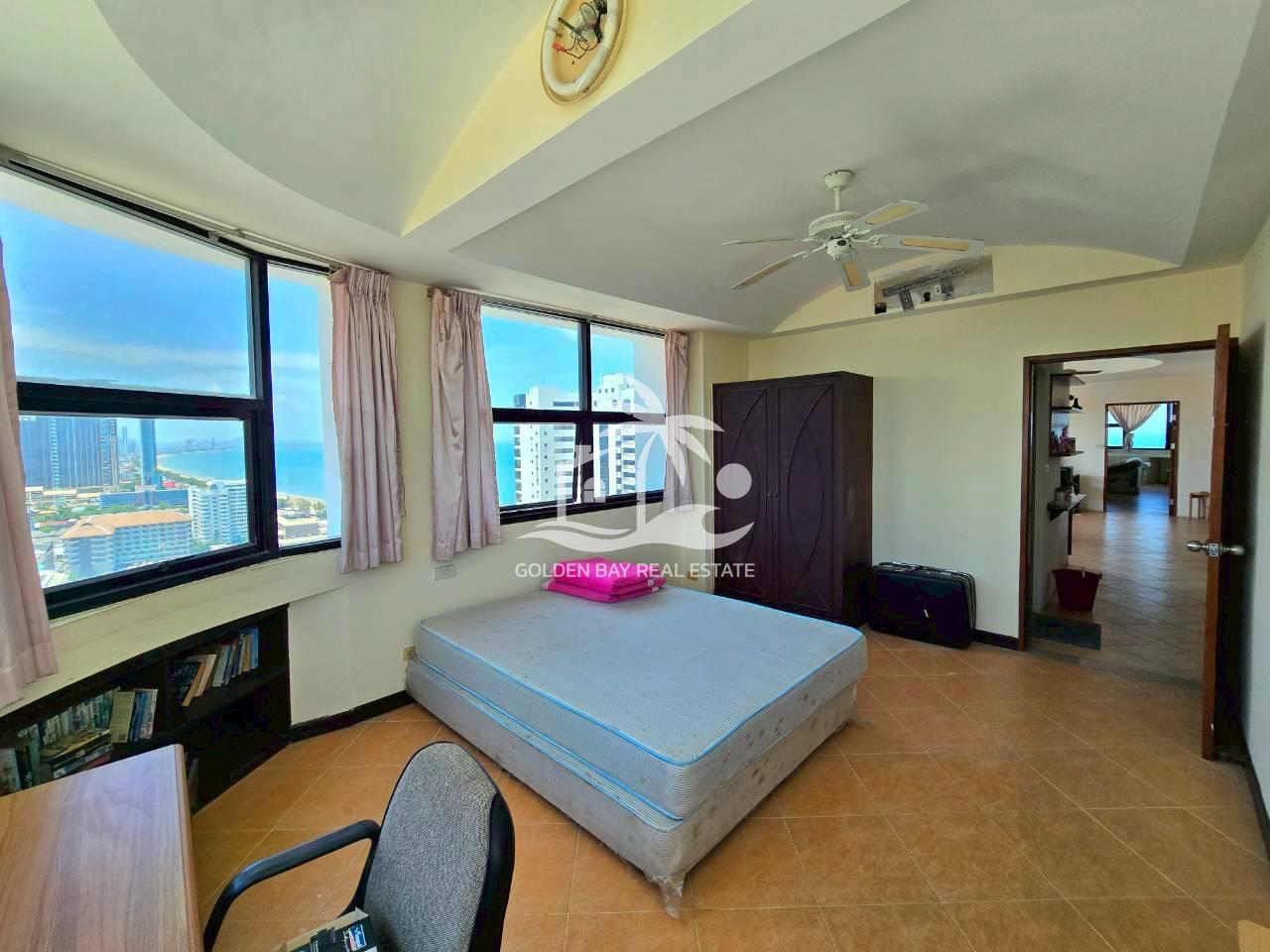 Jomtien Complex – Jomtien