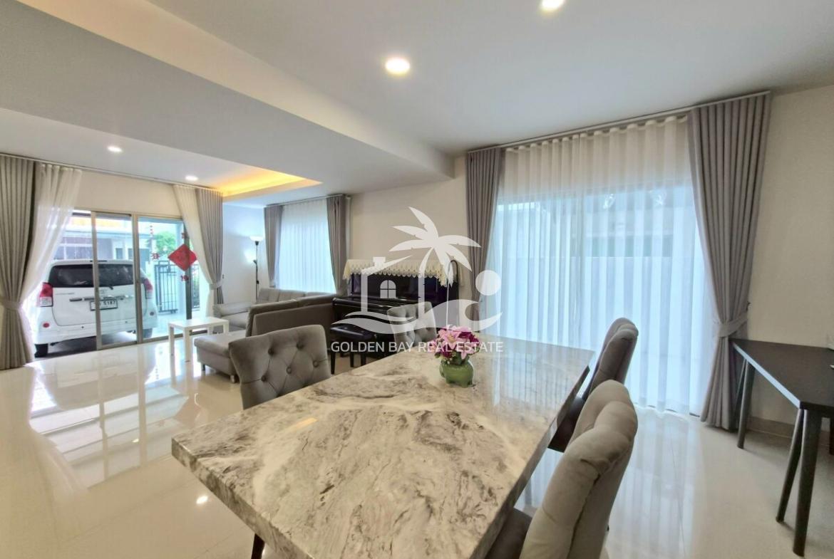 Life In The Garden – East Pattaya