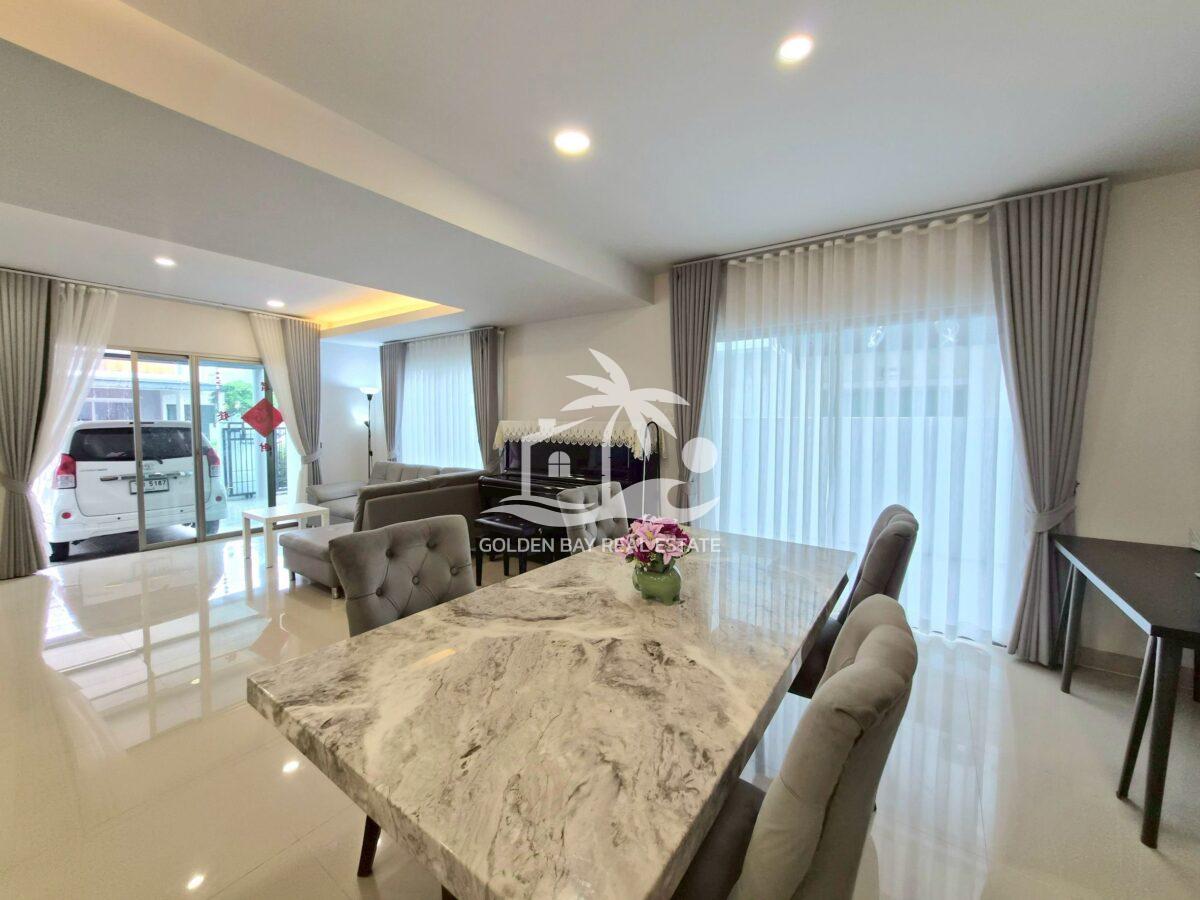 Life In The Garden – East Pattaya