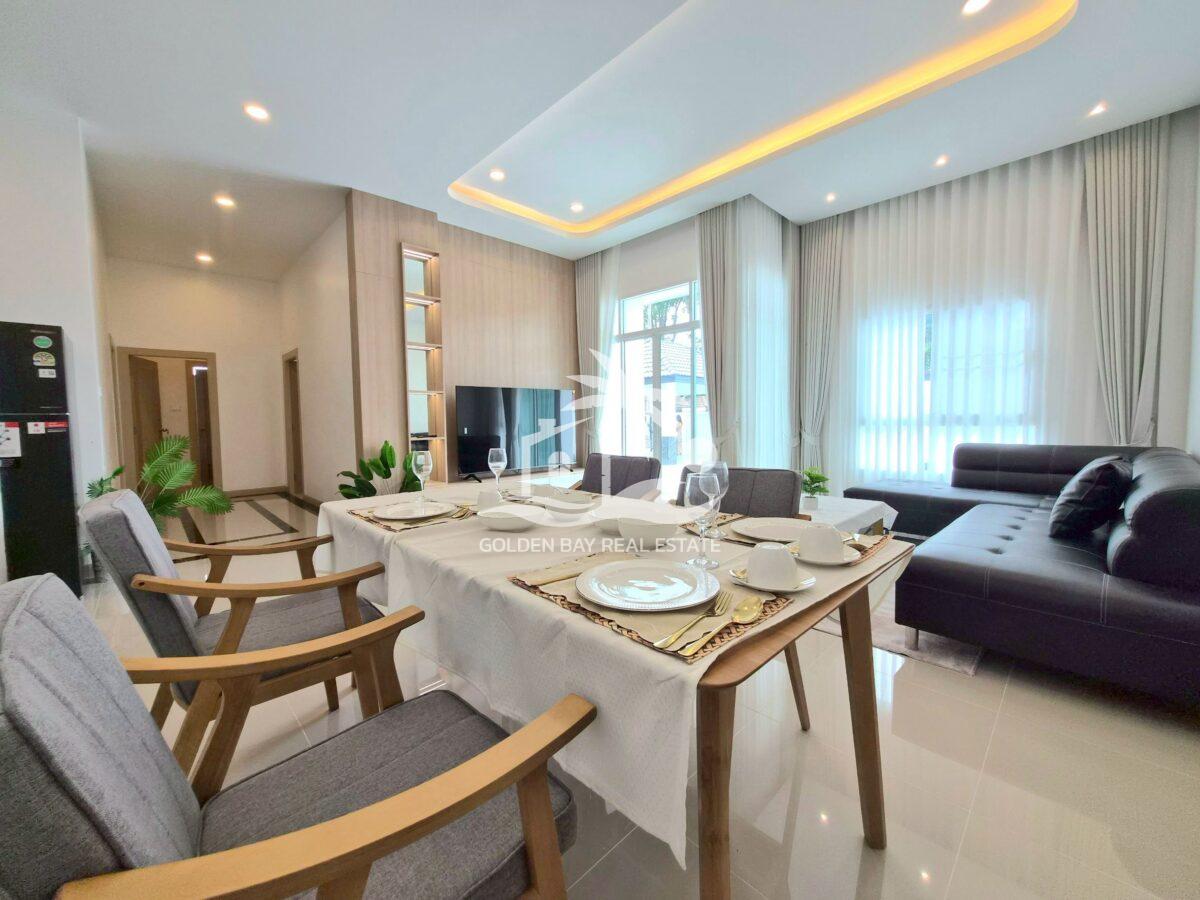 Private House Pool Villa Pong – East Pattaya