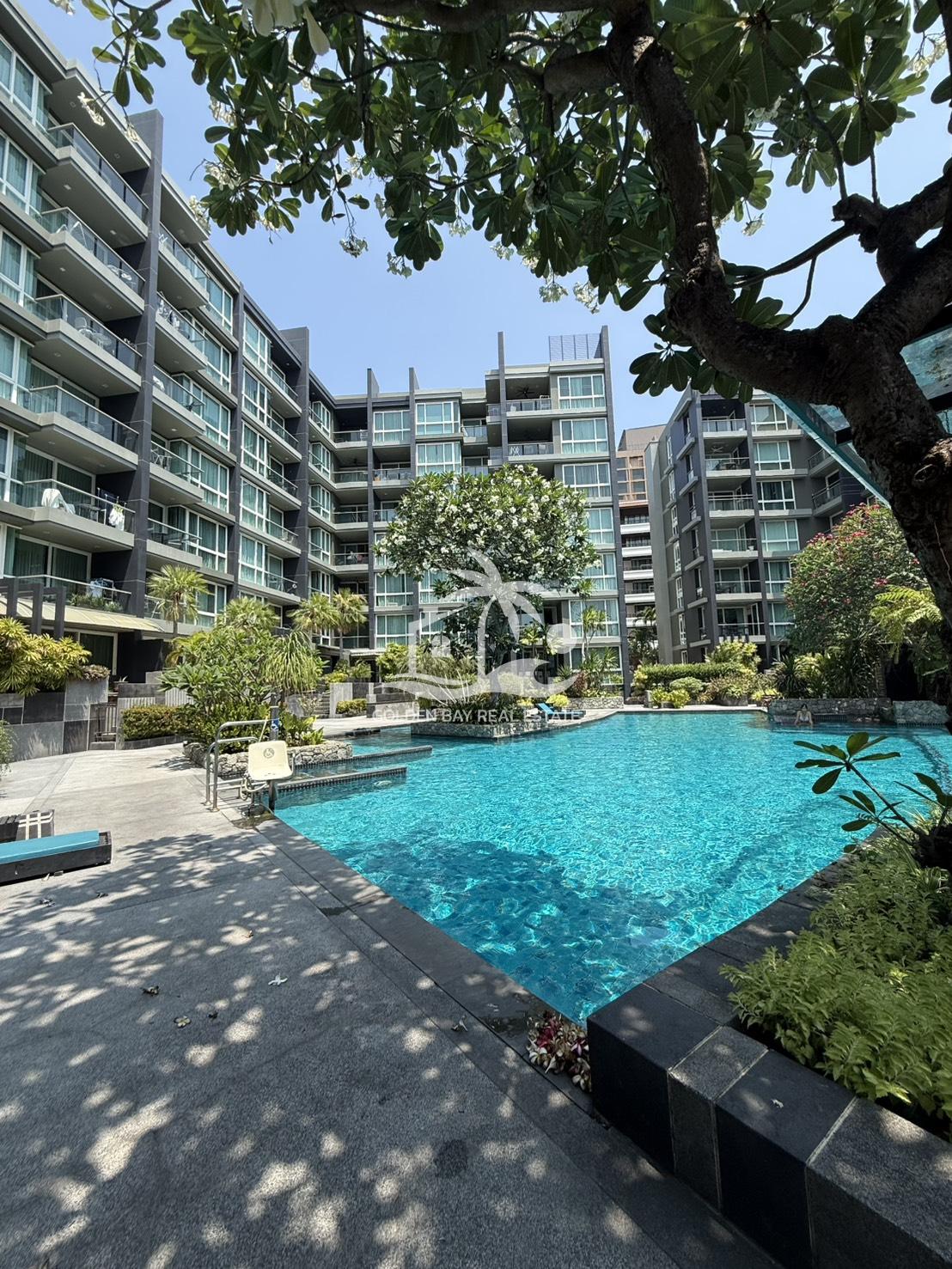 Apus – Pattaya City
