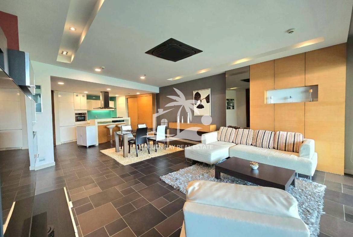 Ananya Beachfront Condominium – Wongamat