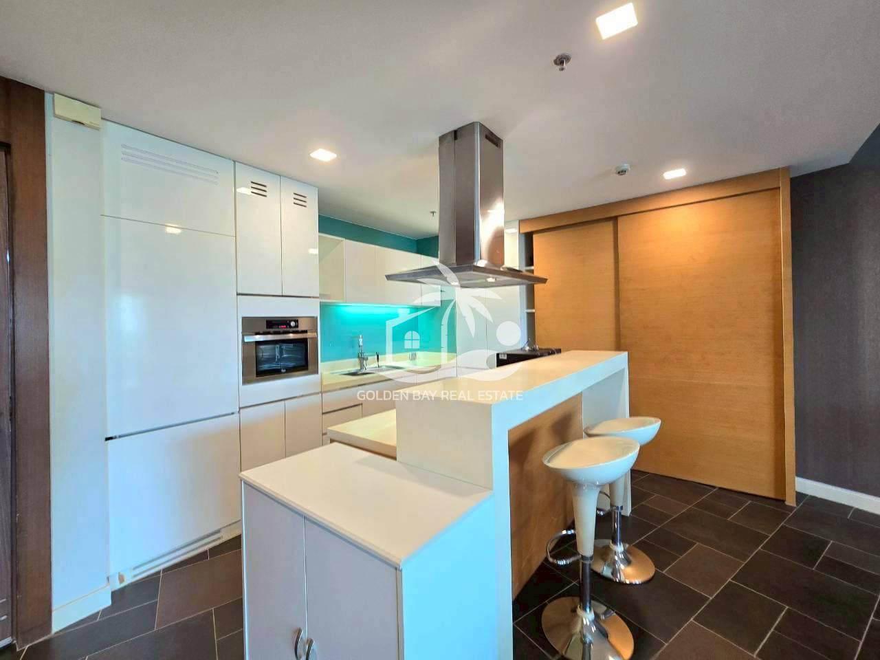 Ananya Beachfront Condominium – Wongamat