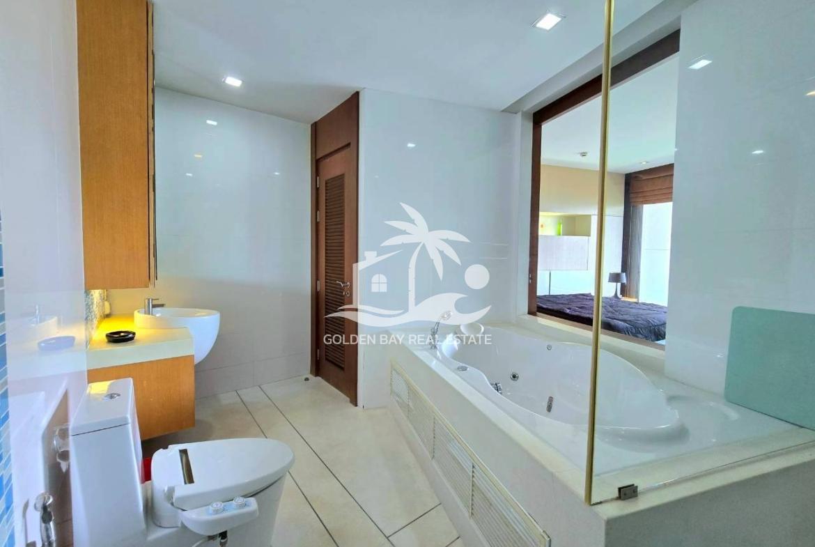 Ananya Beachfront Condominium – Wongamat