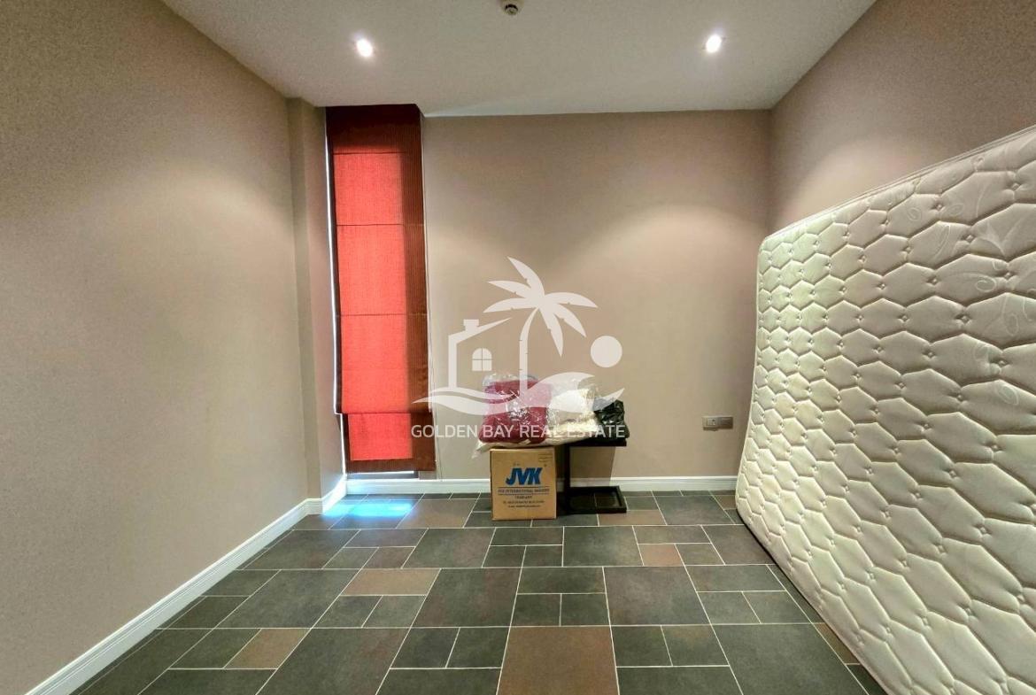 Ananya Beachfront Condominium – Wongamat