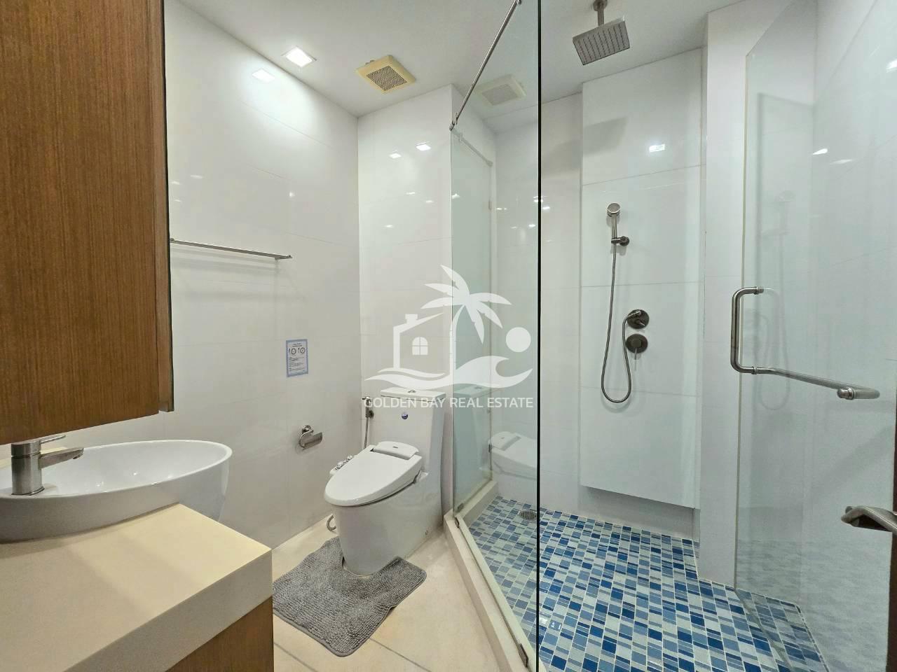 Ananya Beachfront Condominium – Wongamat