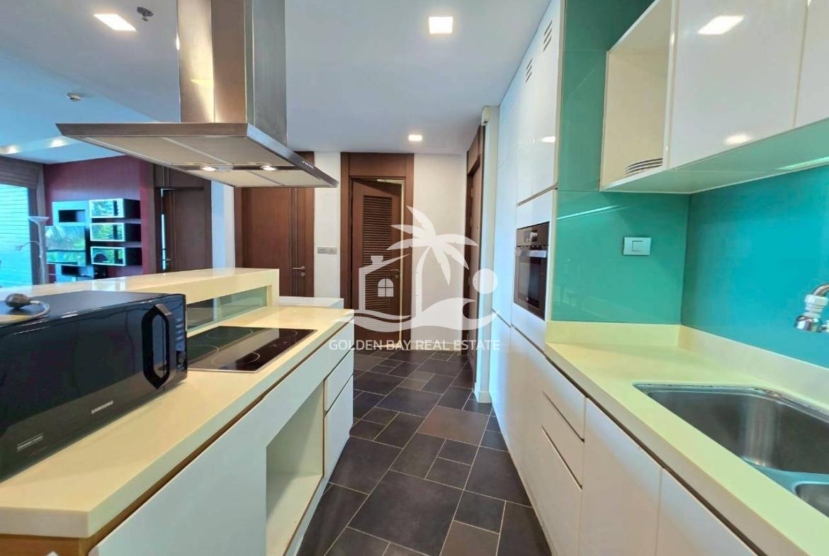 Ananya Beachfront Condominium – Wongamat