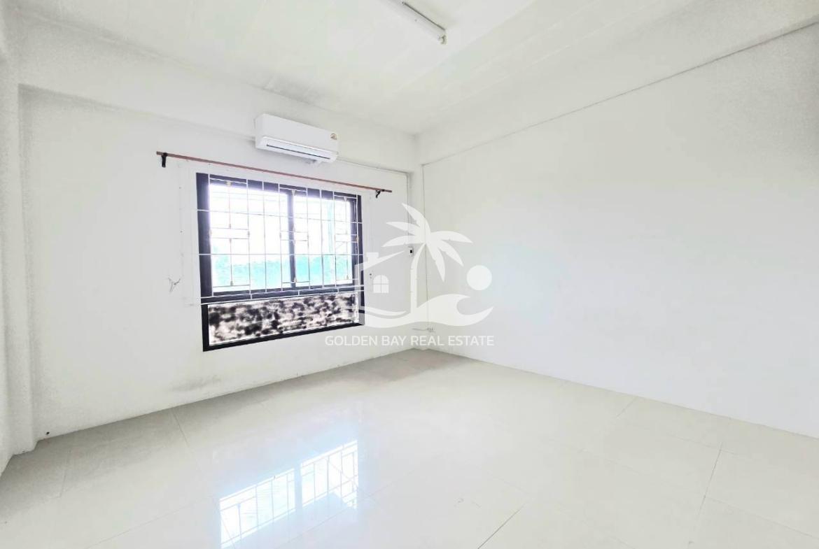 Sirisa 16 Commercial Building – East Pattaya