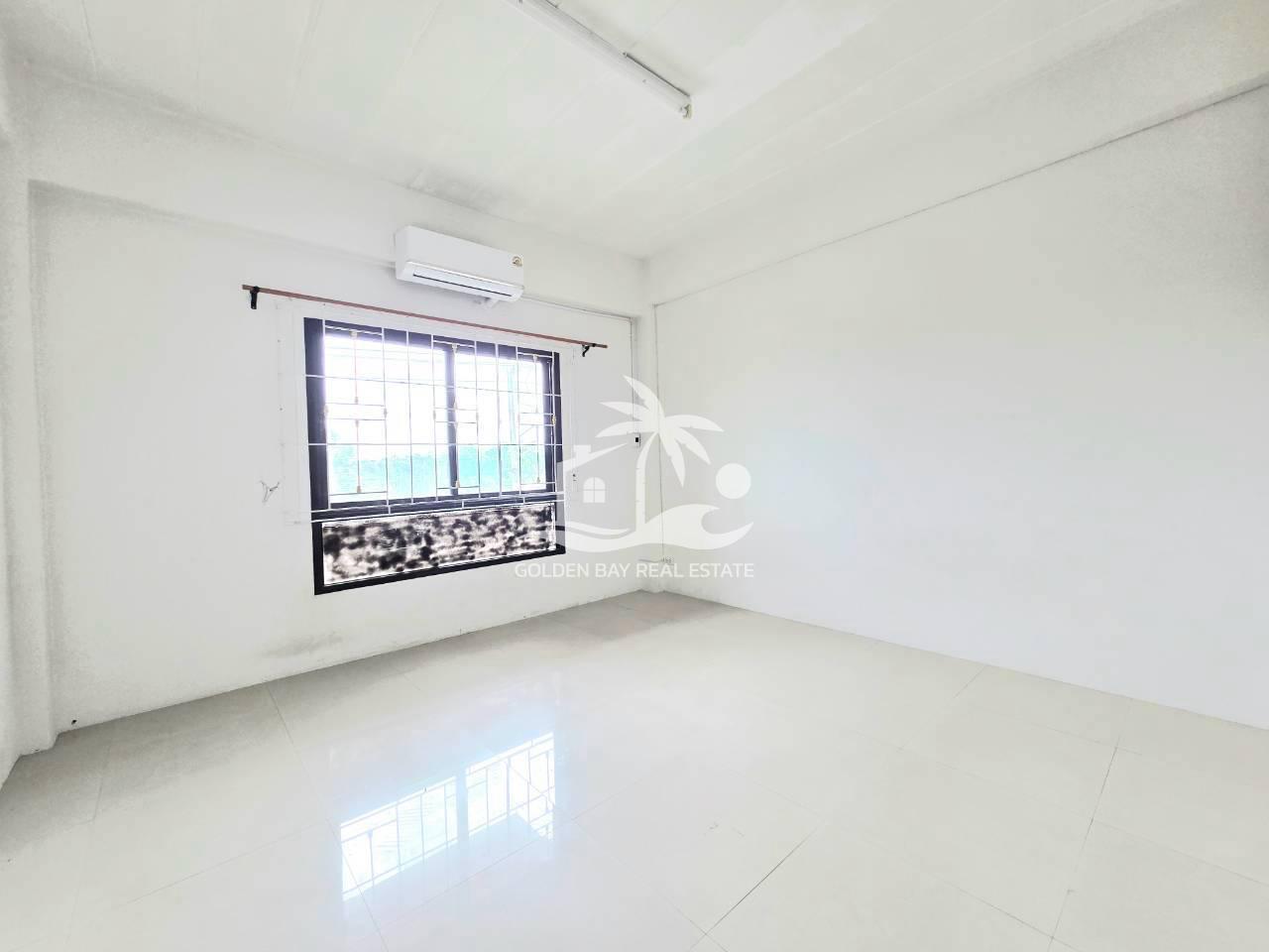 LINE_ALBUM_07082026_260807_12 Sirisa 16 Commercial Building – East Pattaya
