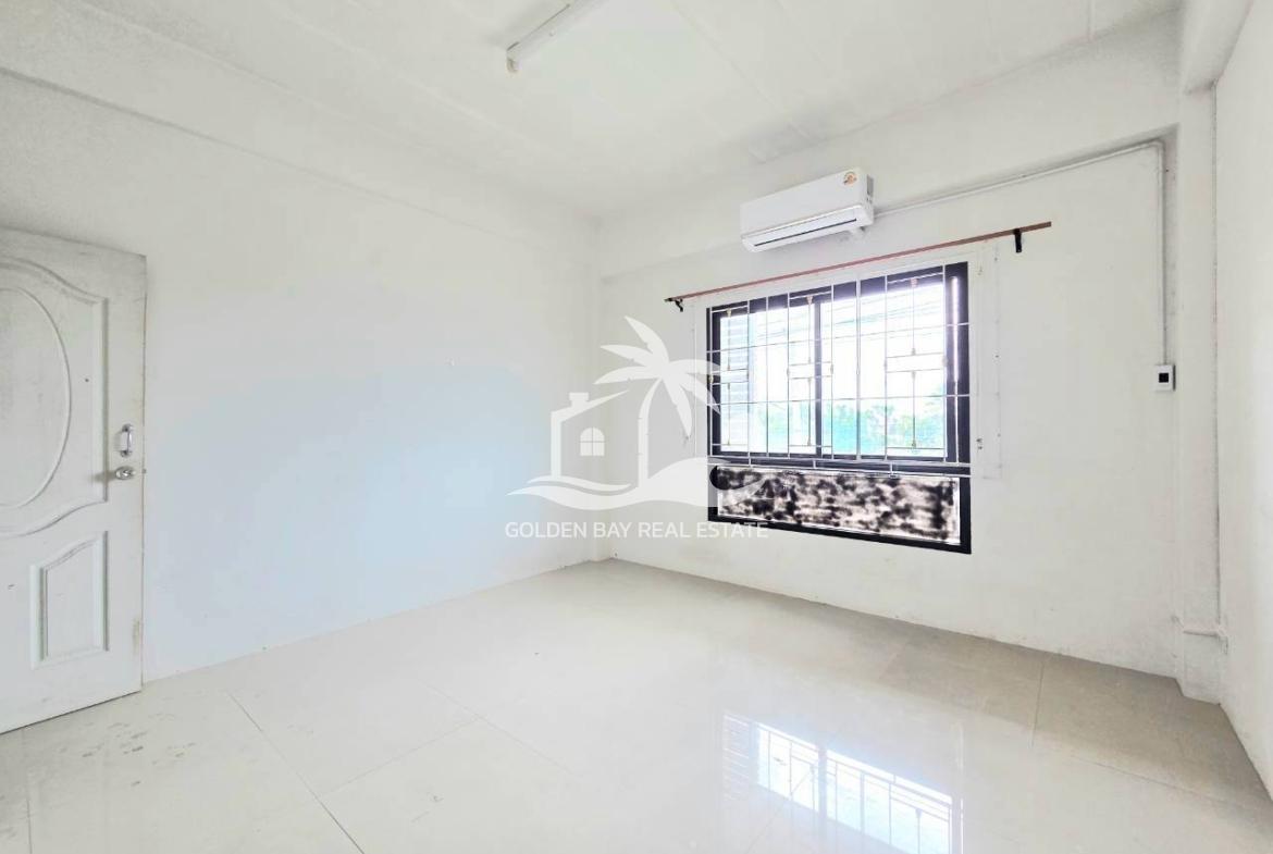 Sirisa 16 Commercial Building – East Pattaya