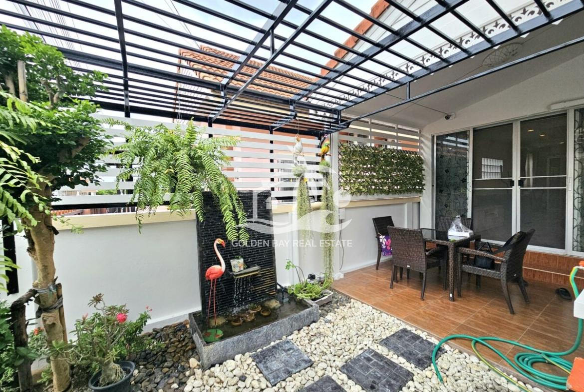 Baan Vanalee – East Pattaya