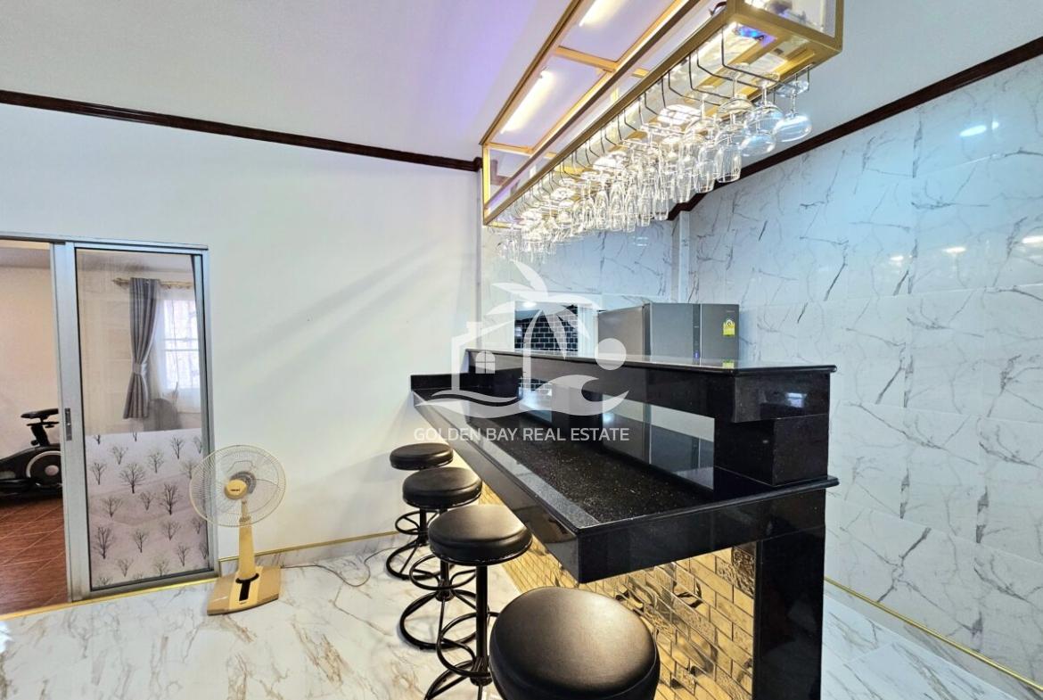 Baan Vanalee – East Pattaya
