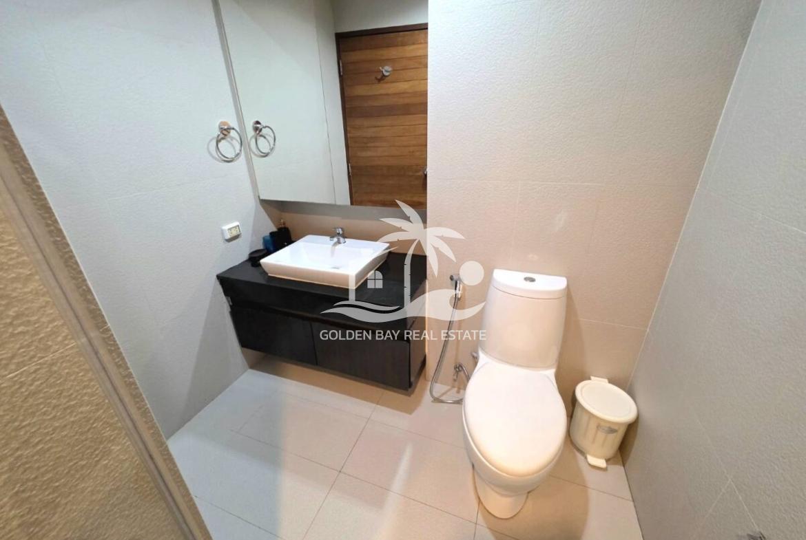 The Axis Condominium – Pratumnak Hill